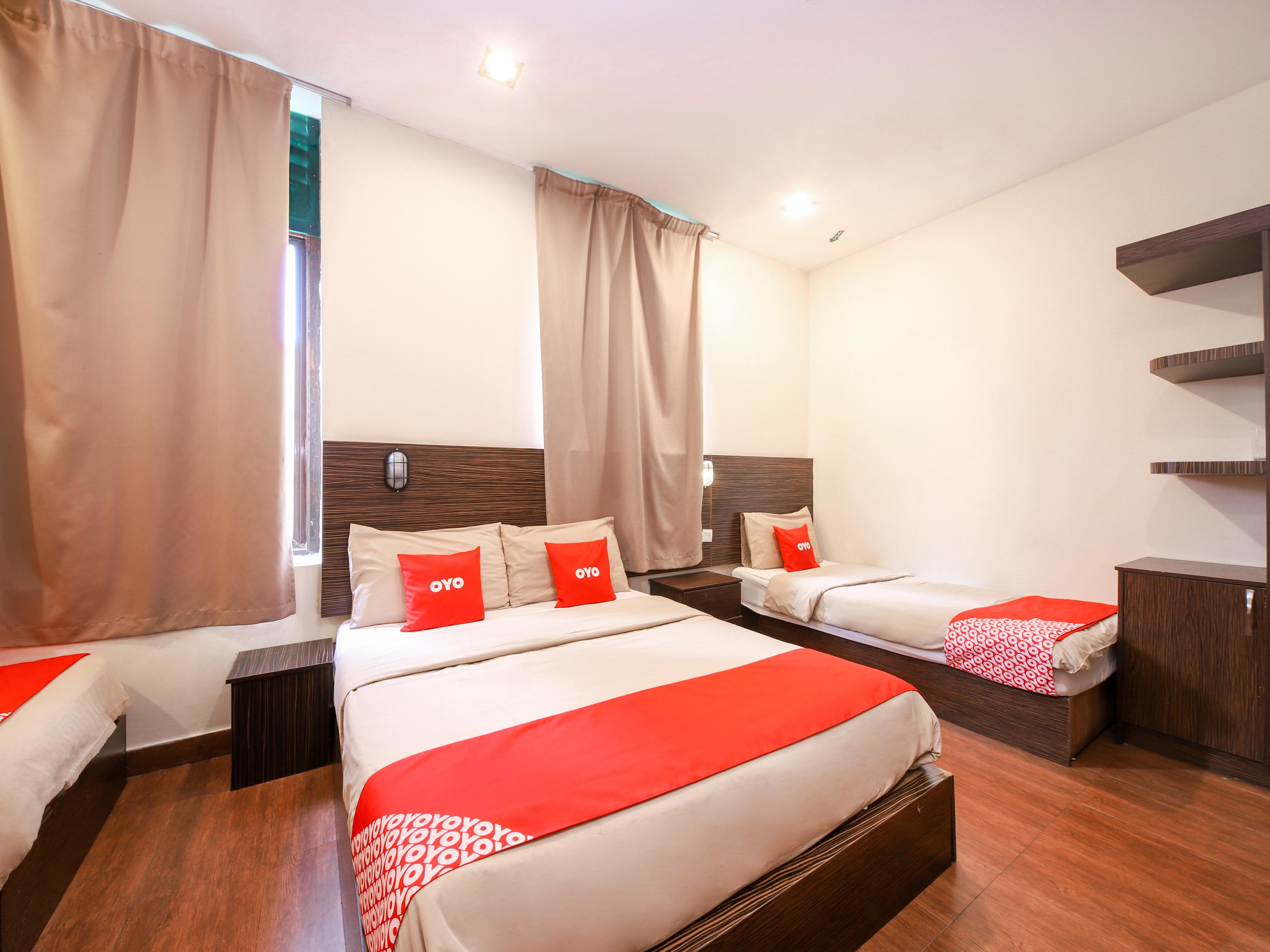 Golden Palace Hotel — Photos 1